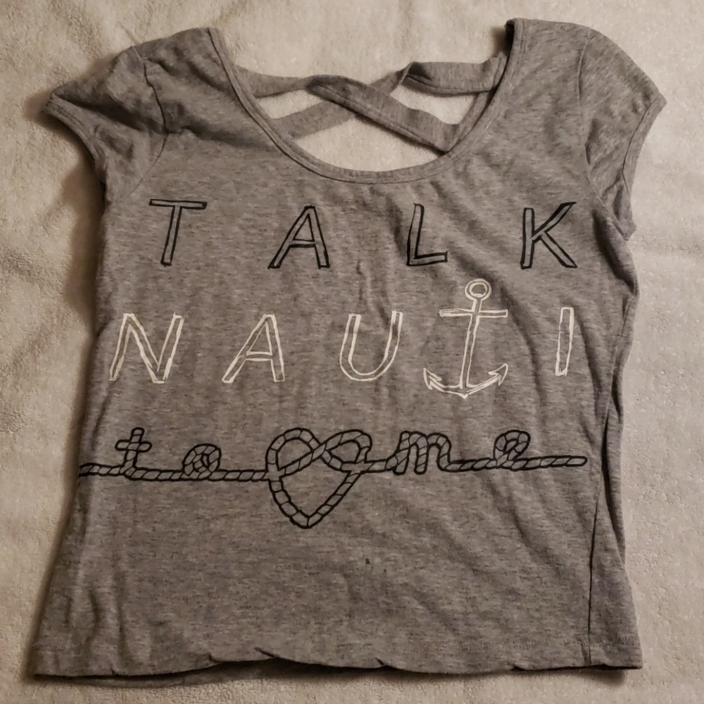 Crop top.